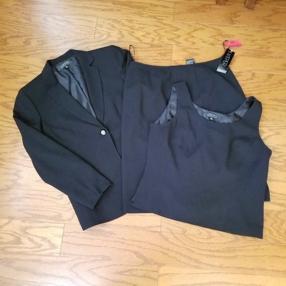 10p 3 Piece Black suit by Kasper